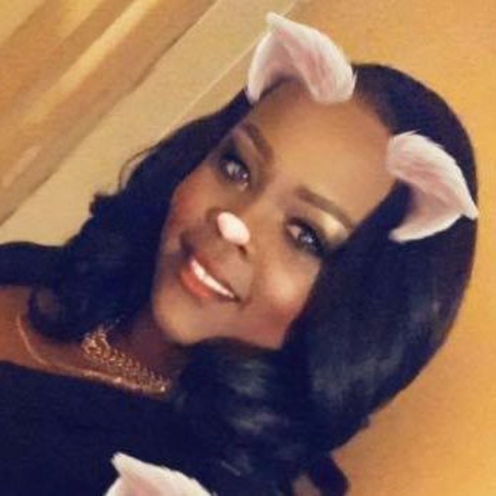 Meet your Posher, Debra-lee